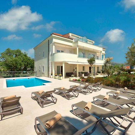 Luxury Apartments Villa Klara Split Bagian luar foto