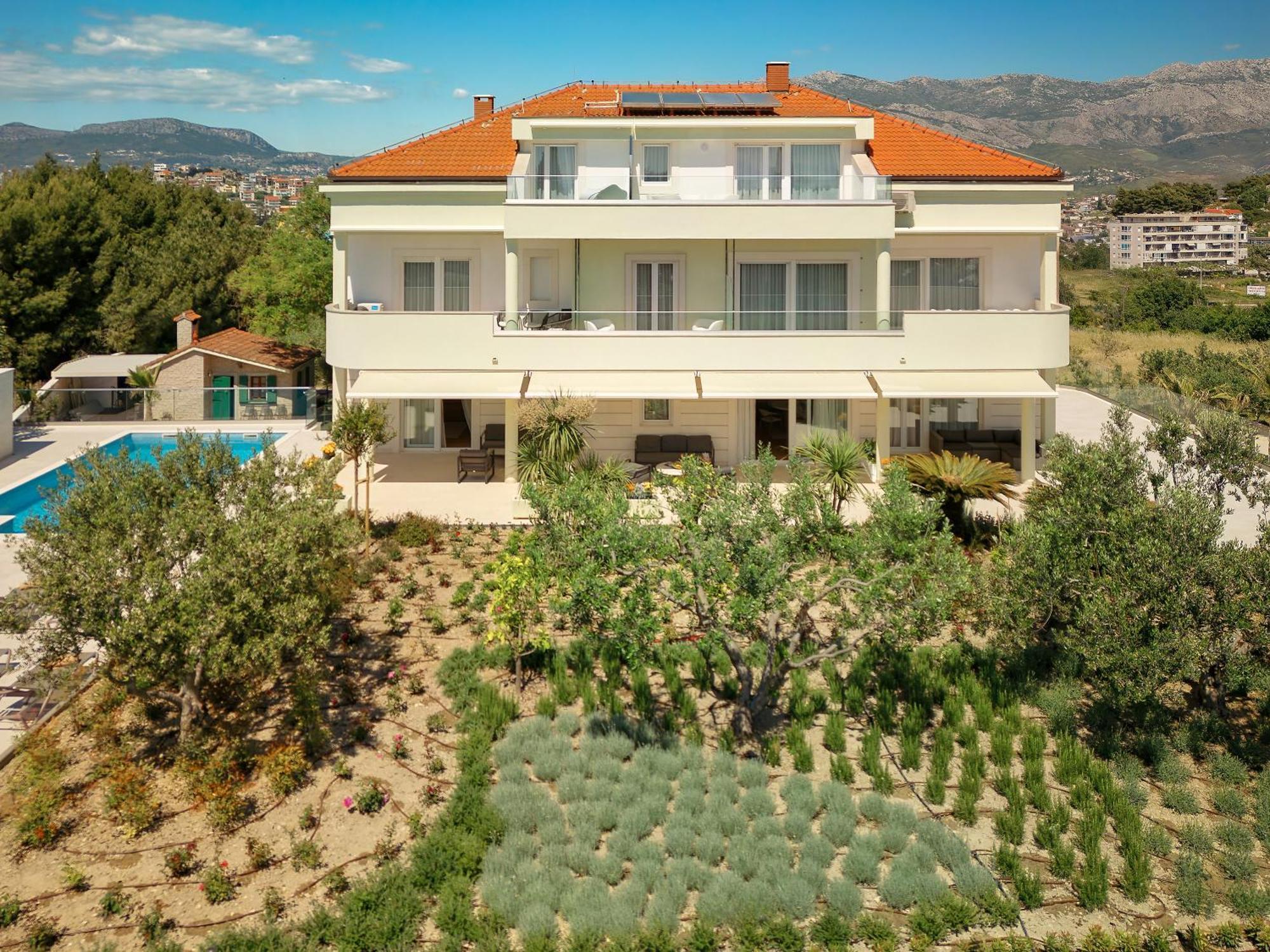 Luxury Apartments Villa Klara Split Bagian luar foto