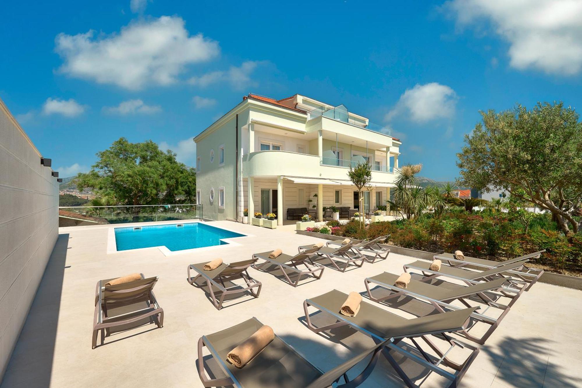 Luxury Apartments Villa Klara Split Bagian luar foto